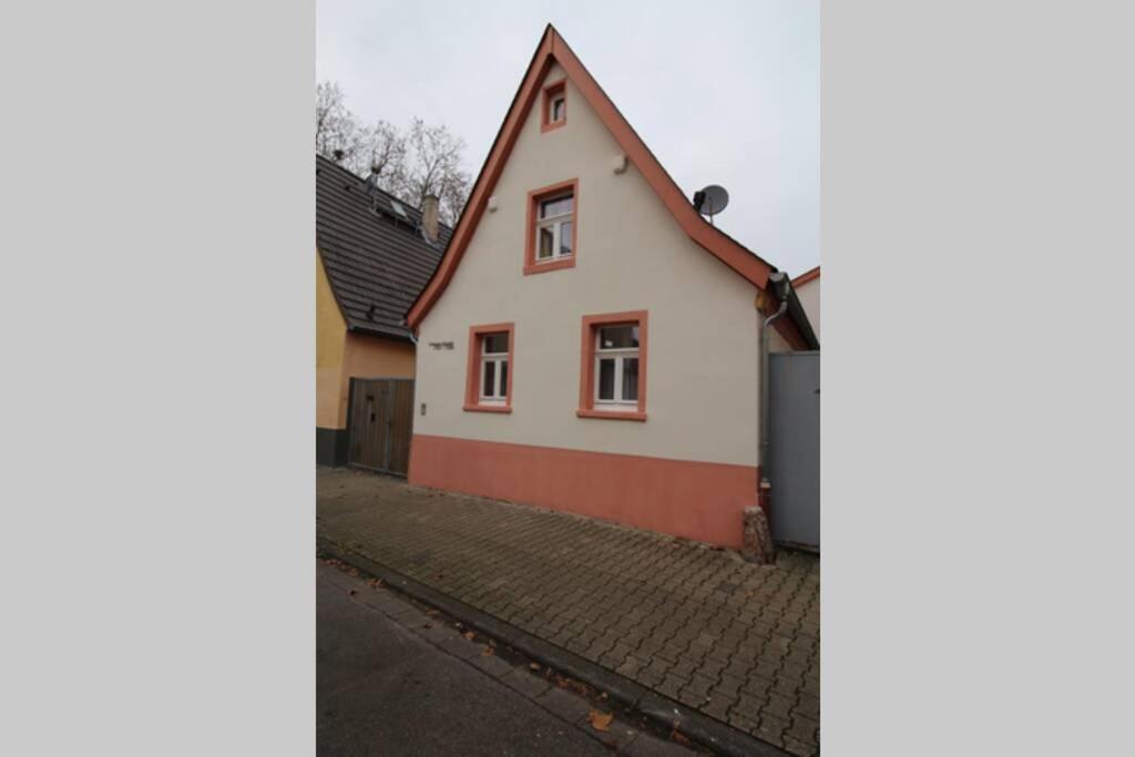 Feriehus Gonsenheim - 3-zimmer-haus - Max. 5 Personen